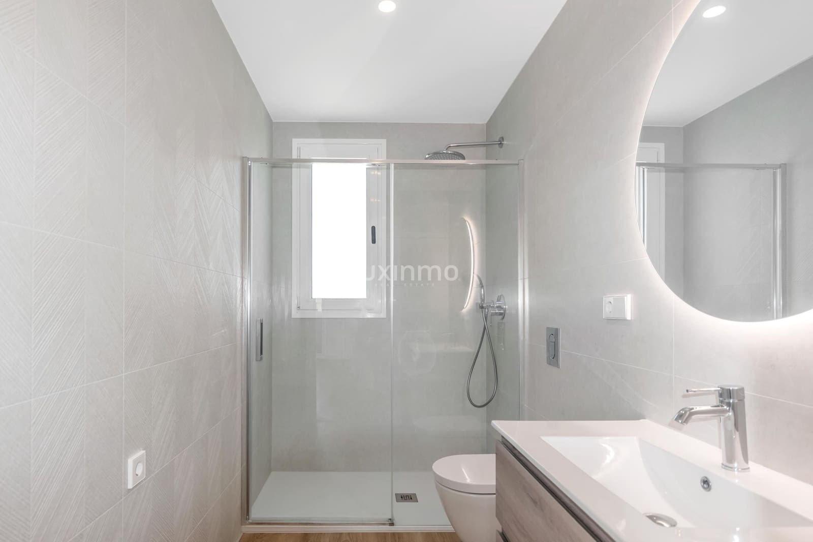 3 quarto Apartamento para venda em Benidorm com piscina - 820 000 € (Ref: 10079305)