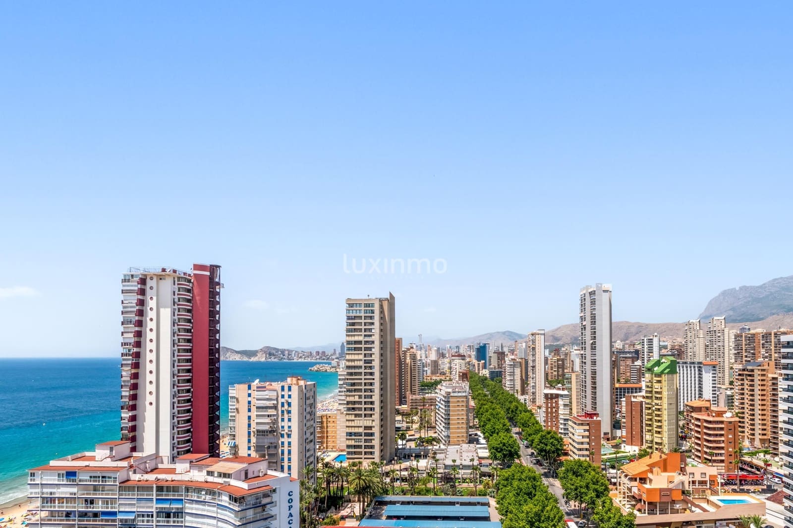 3 quarto Apartamento para venda em Benidorm com piscina - 820 000 € (Ref: 10079305)