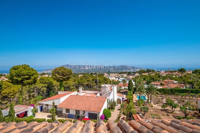 5 Zimmer Villa zu verkaufen in Coloma  , La Nucia mit Pool Garage - 510.000 € (Ref: 10079308)