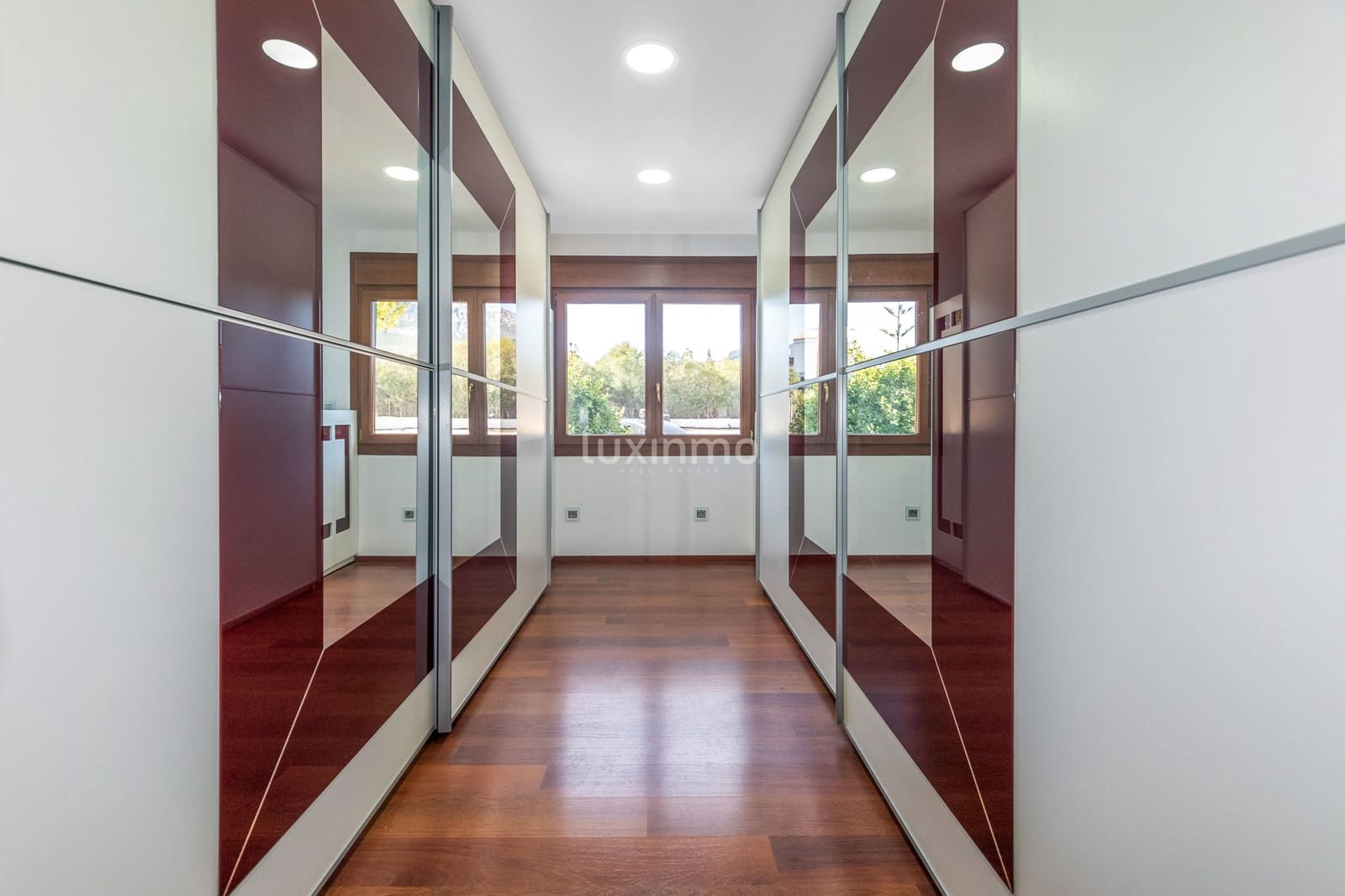 4 camera da letto Villa in vendita in La Nucia con garage - 950.000 € (Rif: 10079309)