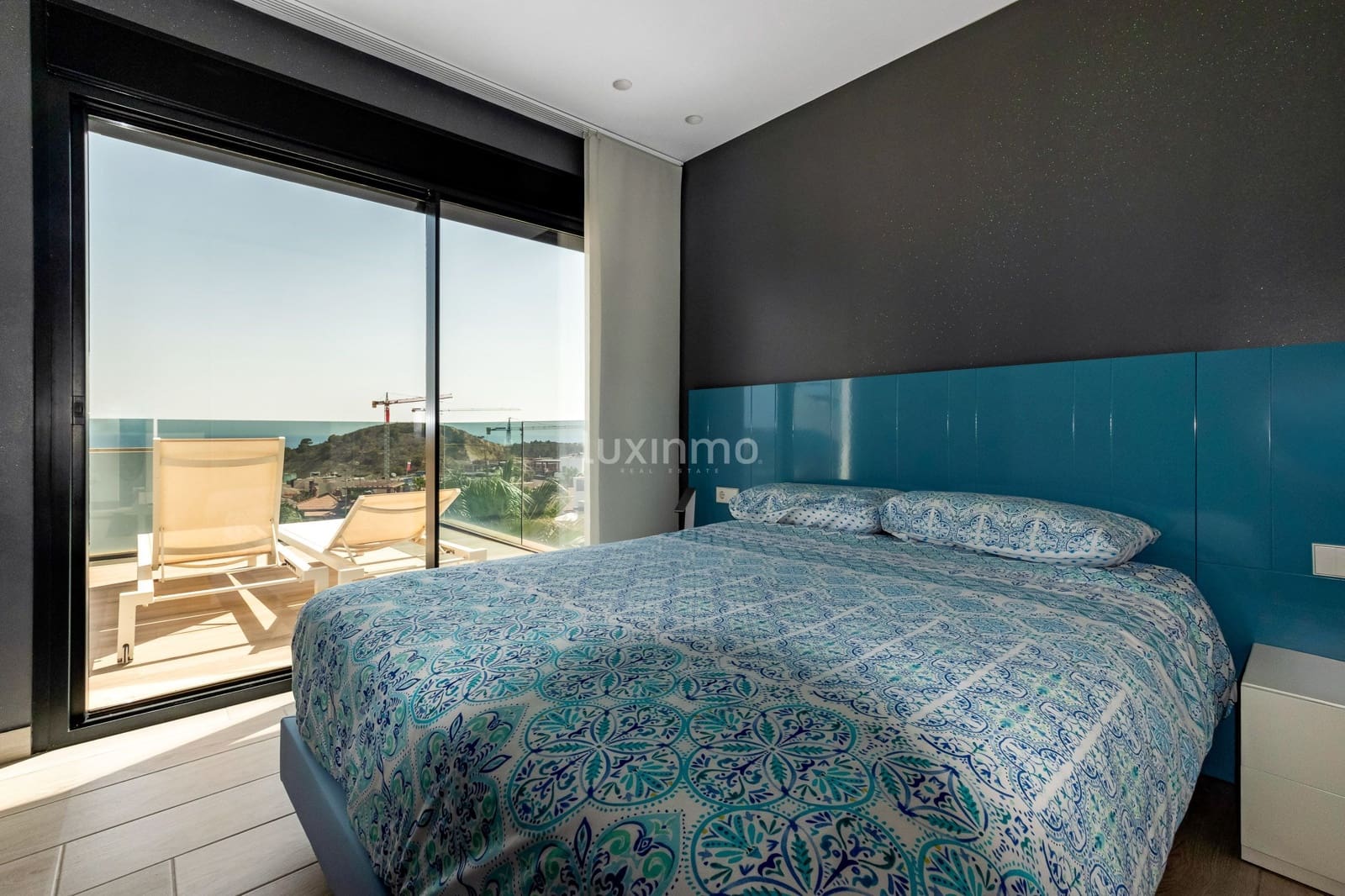 Chalet de 4 habitaciones en Finestrat en venta con piscina garaje - 850.000 € (Ref: 10079310)