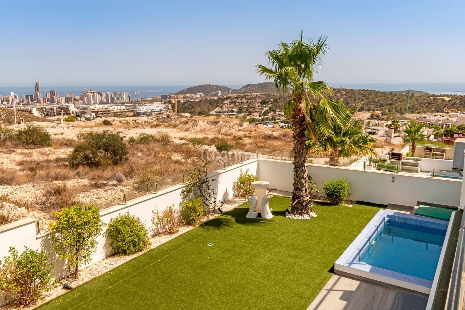Chalet de 4 habitaciones en Finestrat en venta con piscina garaje - 850.000 € (Ref: 10079310)
