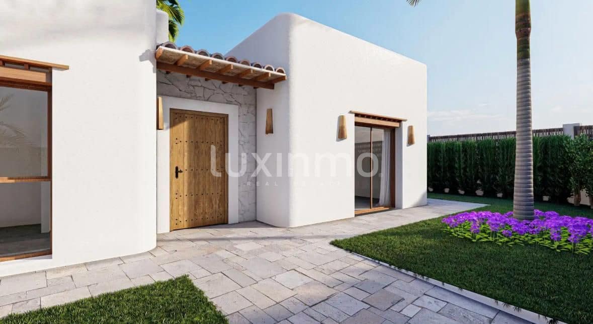 Chalet de 3 habitaciones en La Nucia en venta con piscina garaje - 625.000 € (Ref: 10079312)