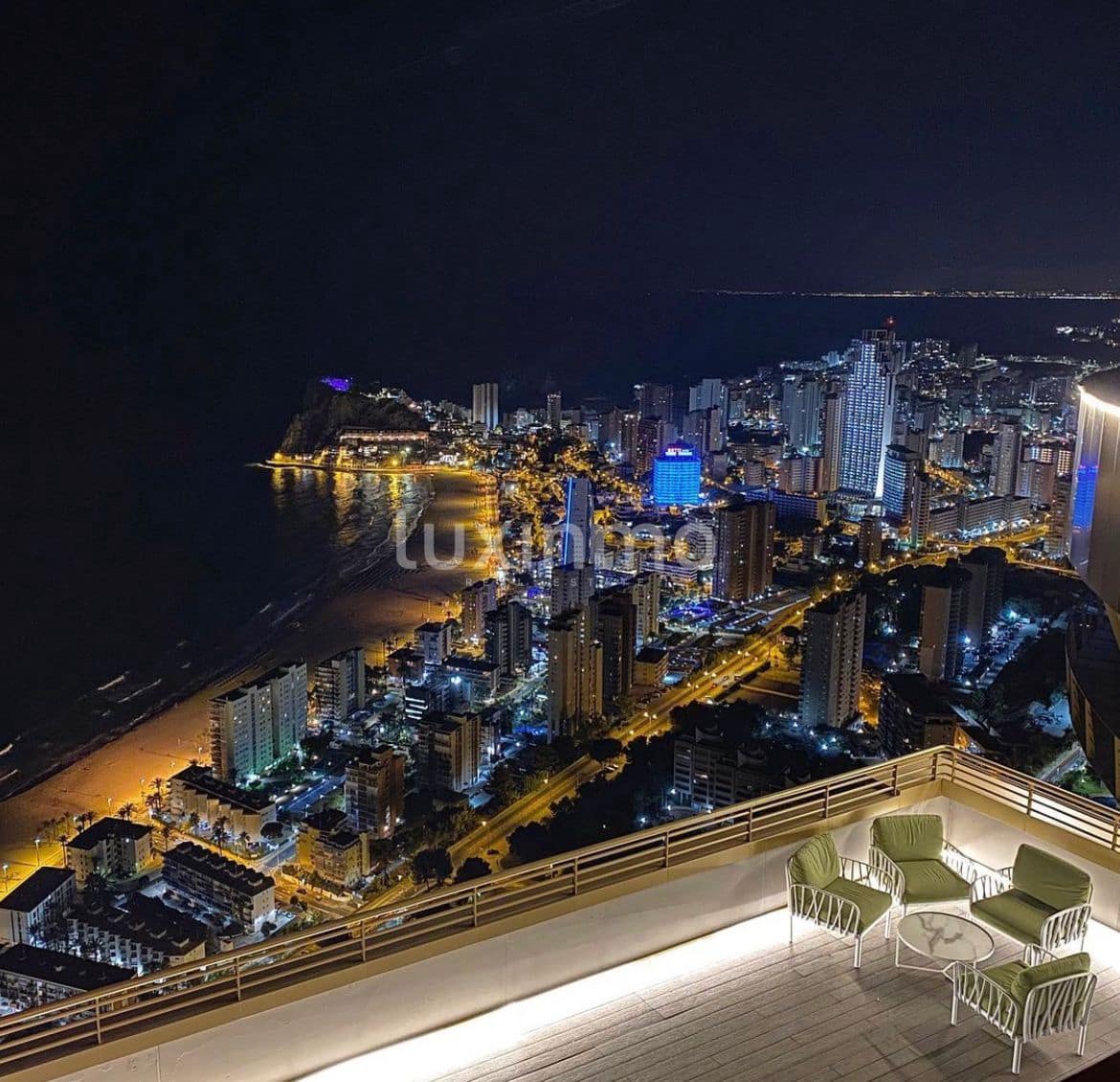 2 Zimmer Wohnung zu verkaufen in Benidorm mit Pool Garage - 477.225 € (Ref: 10079317)