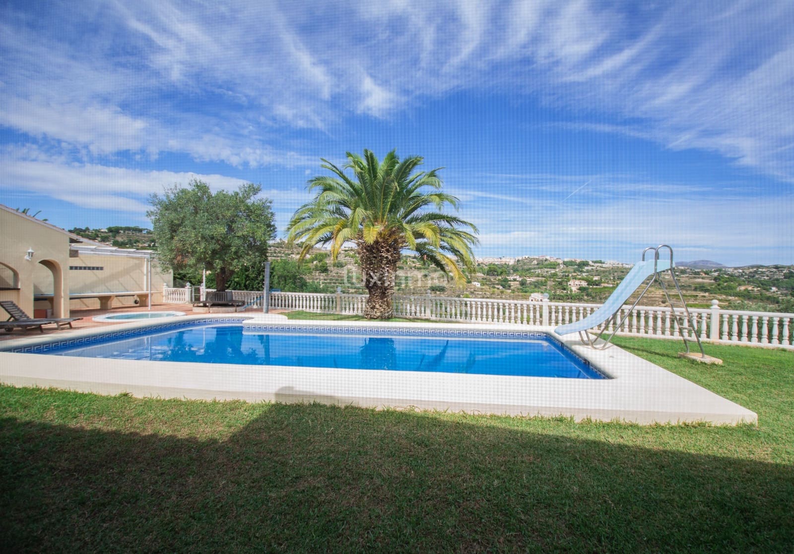 4 Zimmer Villa zu verkaufen in Benissa mit Pool Garage - 995.000 € (Ref: 10079322)