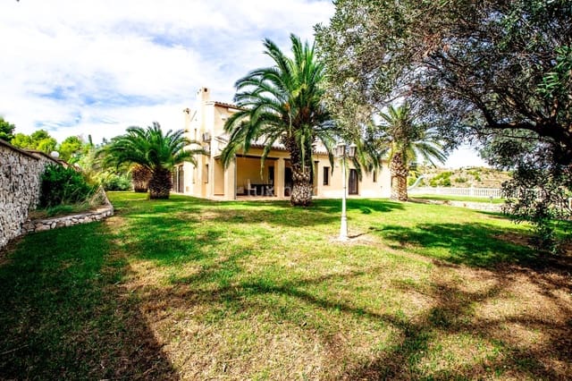 4 Zimmer Villa zu verkaufen in Benissa mit Pool Garage - 995.000 € (Ref: 10079322)