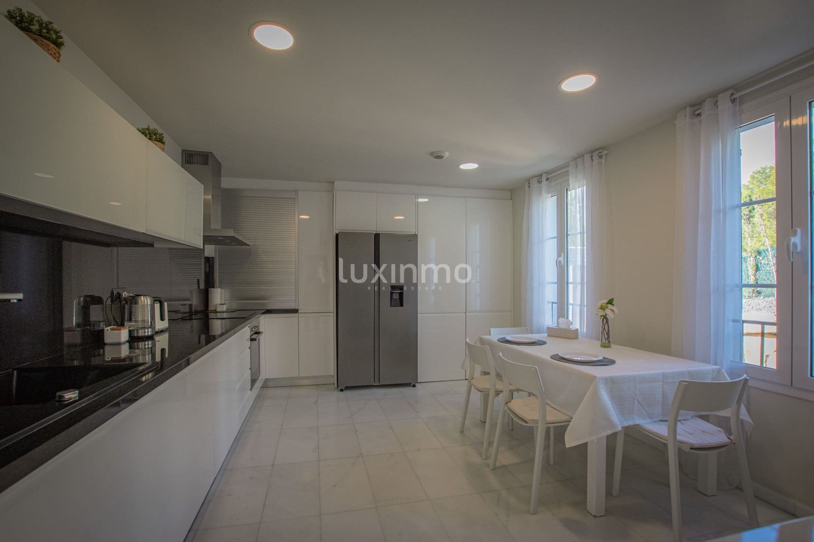 4 sypialnia Willa na sprzedaż w Finestrat z basenem garażem - 820 000 € (Ref: 10079325)