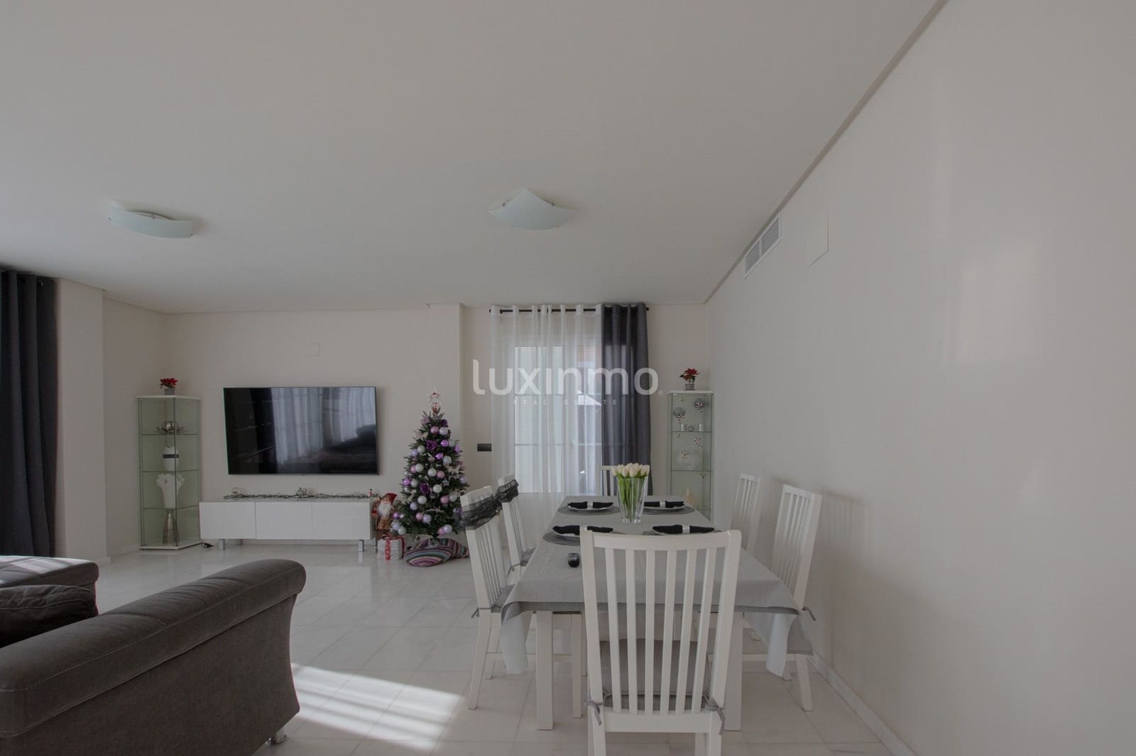 4 sypialnia Willa na sprzedaż w Finestrat z basenem garażem - 820 000 € (Ref: 10079325)
