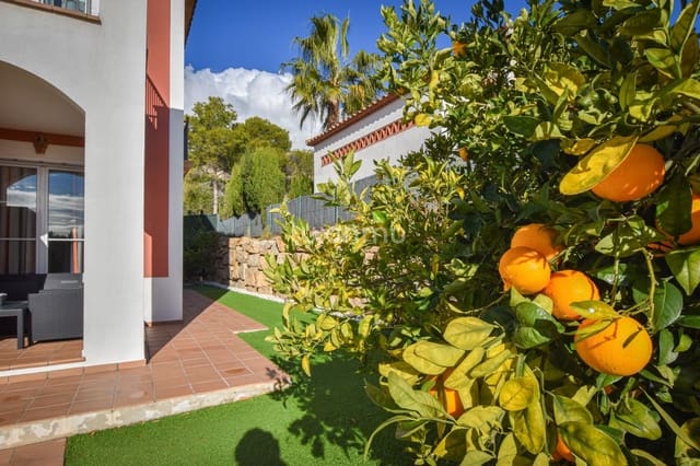 4 sypialnia Willa na sprzedaż w Finestrat z basenem garażem - 820 000 € (Ref: 10079325)
