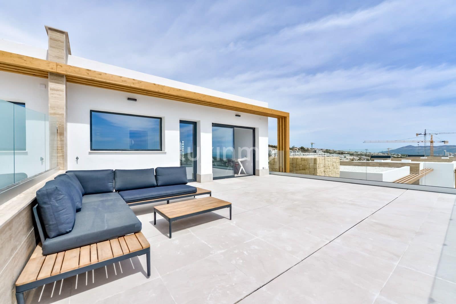 2 soverom Penthouse til salgs i Finestrat med svømmebasseng garasje - € 590 000 (Ref: 10079327)