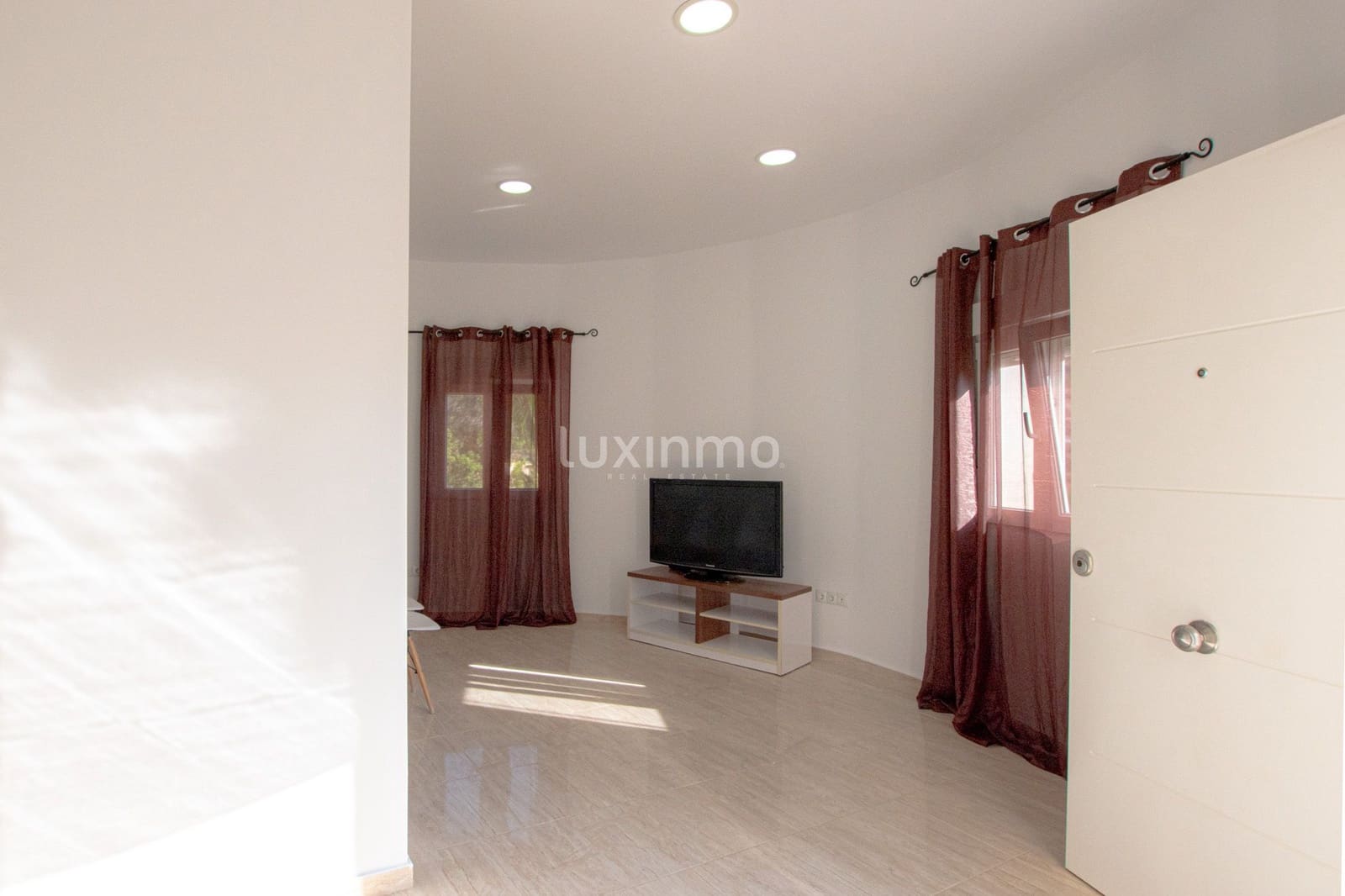 Chalet de 3 habitaciones en Calpe / Calp en venta con piscina garaje - 460.000 € (Ref: 10079335)