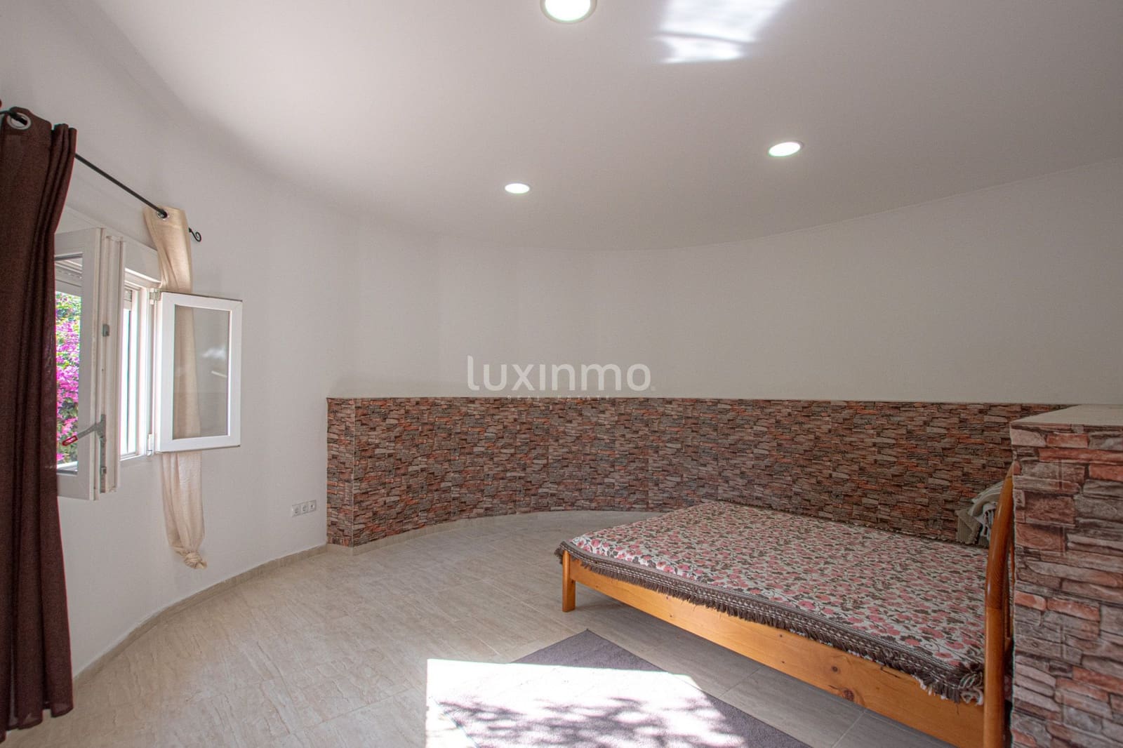 Chalet de 3 habitaciones en Calpe / Calp en venta con piscina garaje - 460.000 € (Ref: 10079335)