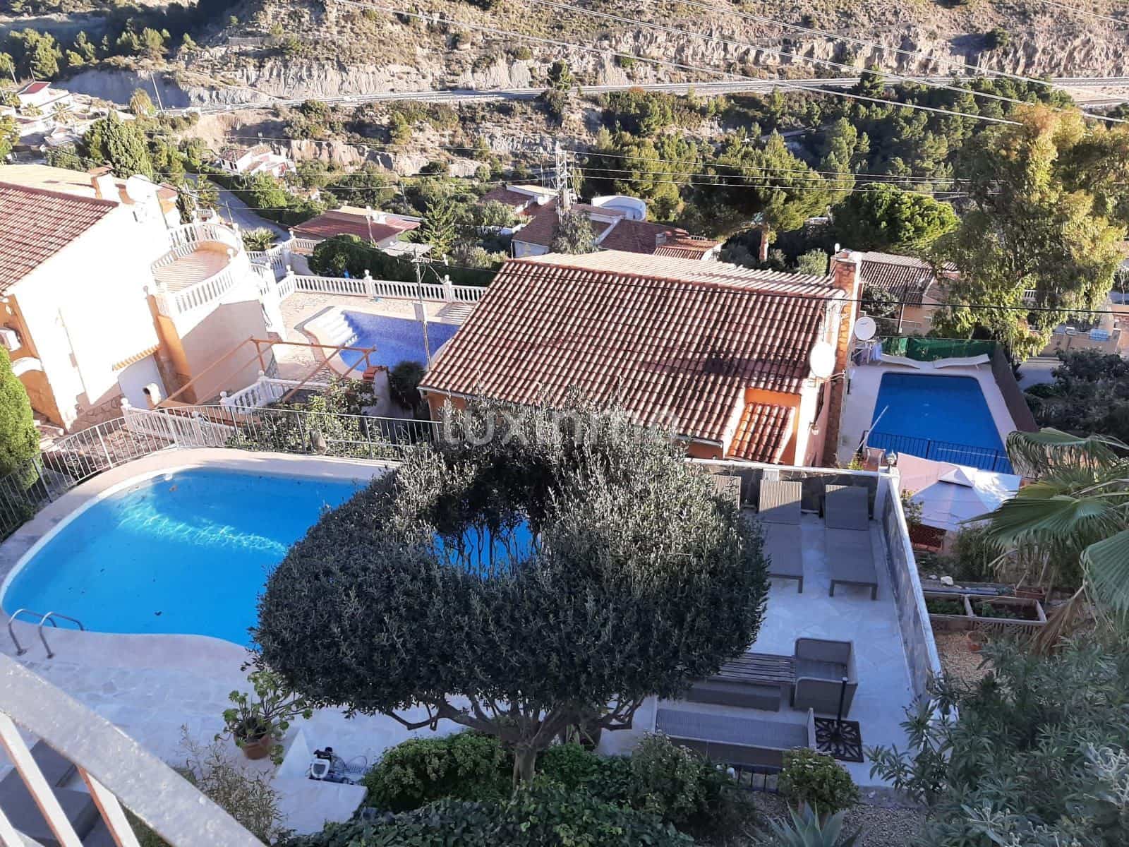 4 quarto Moradia para venda em Calpe / Calp com piscina garagem - 580 000 € (Ref: 10079339)