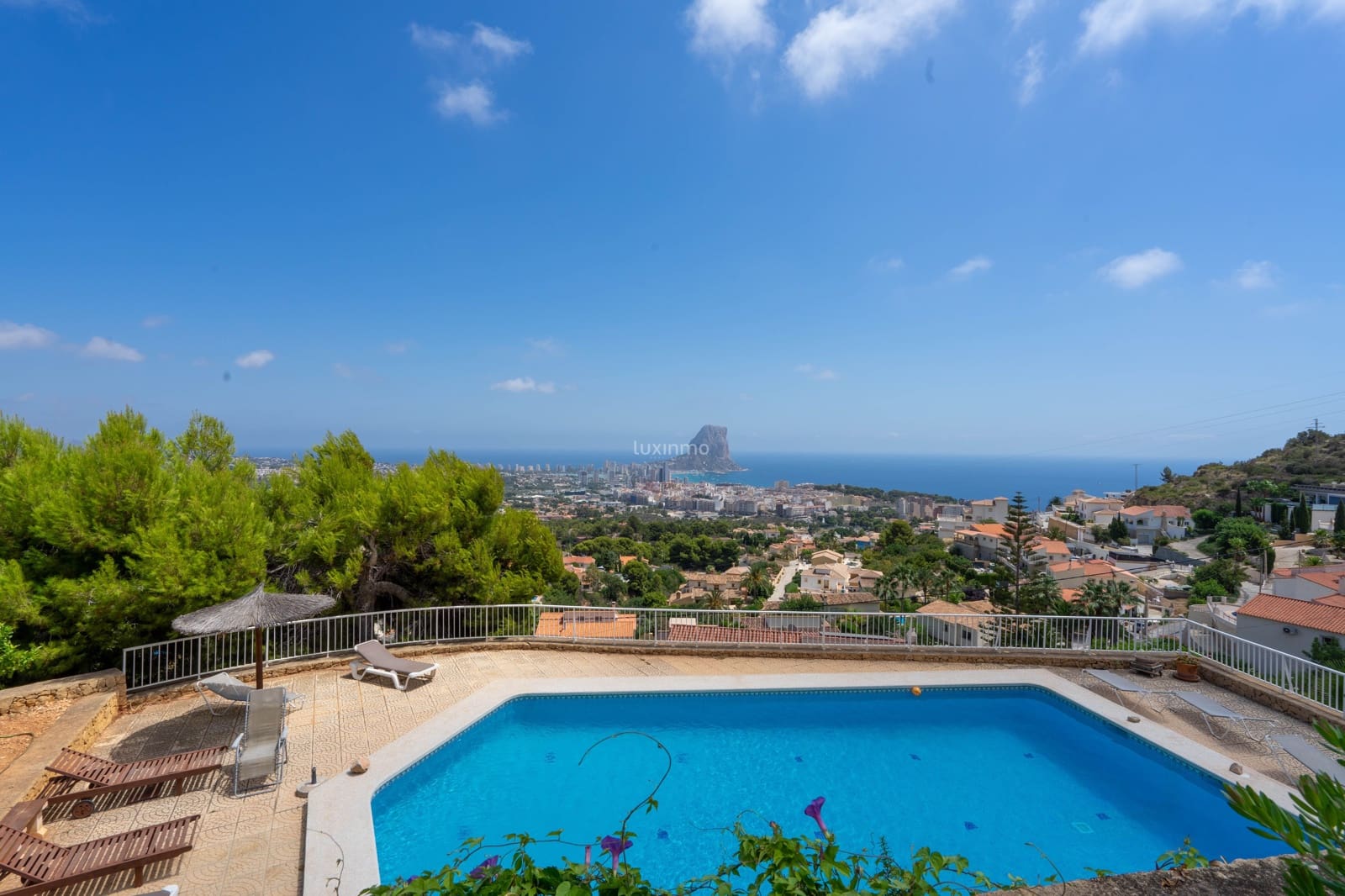 Chalet de 6 habitaciones en Calpe / Calp en venta con garaje - 795.000 € (Ref: 10079342)