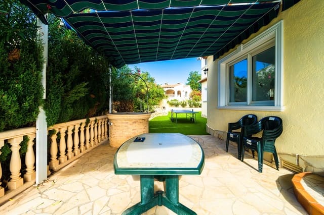 3 makuuhuone Huvila myytävänä paikassa Calpe / Calp mukana uima-altaan 
autotalli - 695 000 € (Ref: 10079343)