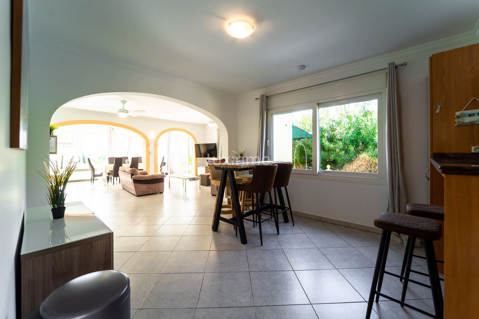 3 makuuhuone Huvila myytävänä paikassa Calpe / Calp mukana uima-altaan 
autotalli - 695 000 € (Ref: 10079343)