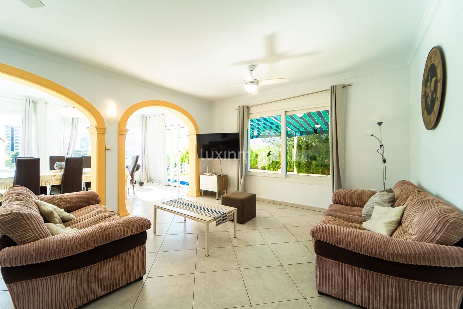 3 makuuhuone Huvila myytävänä paikassa Calpe / Calp mukana uima-altaan 
autotalli - 695 000 € (Ref: 10079343)