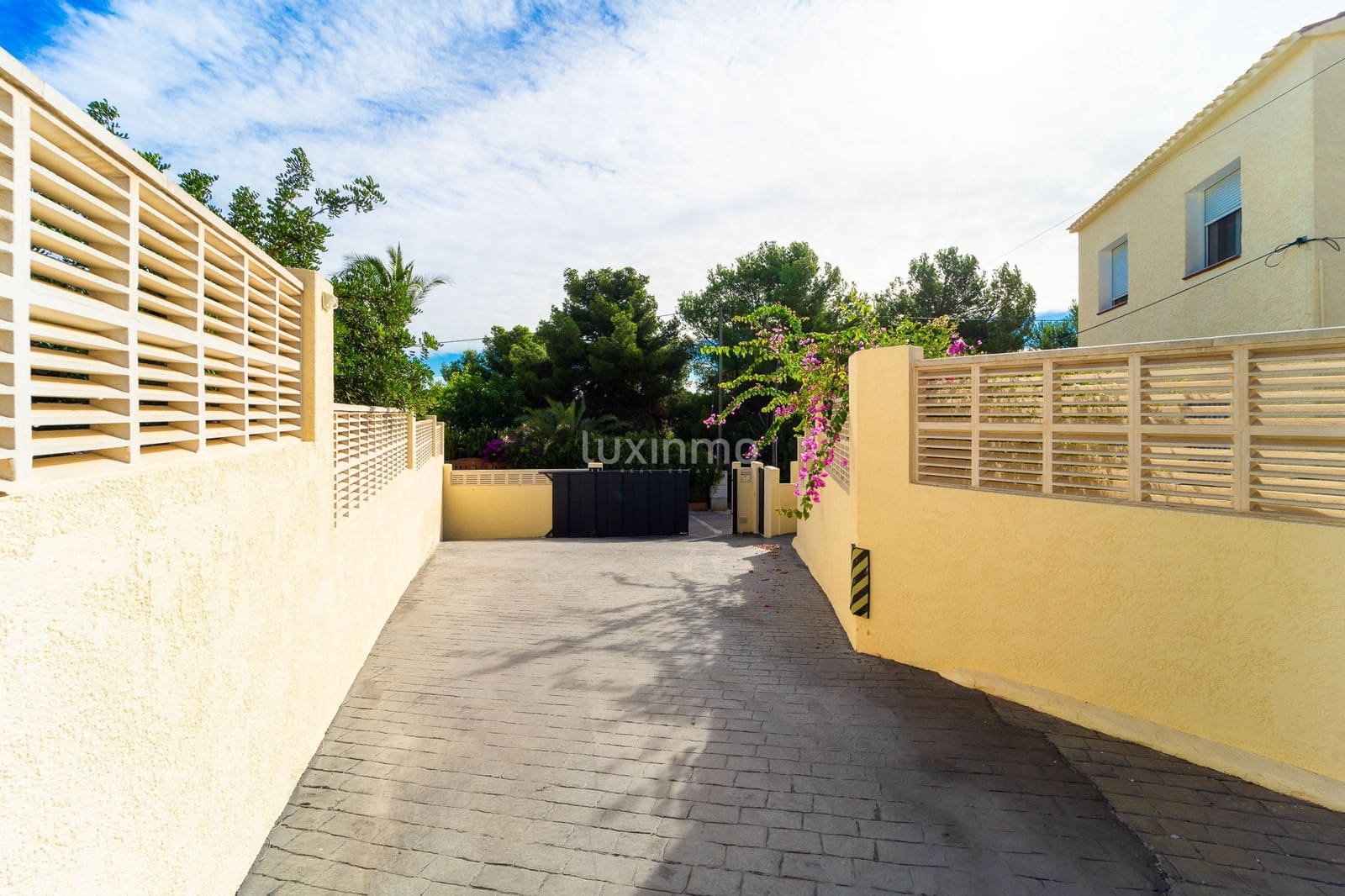 3 makuuhuone Huvila myytävänä paikassa Calpe / Calp mukana uima-altaan 
autotalli - 695 000 € (Ref: 10079343)