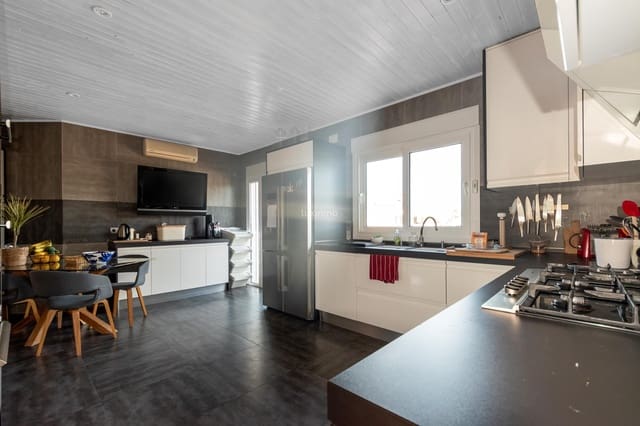 5 Zimmer Villa zu verkaufen in Barranco Hondo, La Nucia mit Pool Garage - 750.000 € (Ref: 10079347)