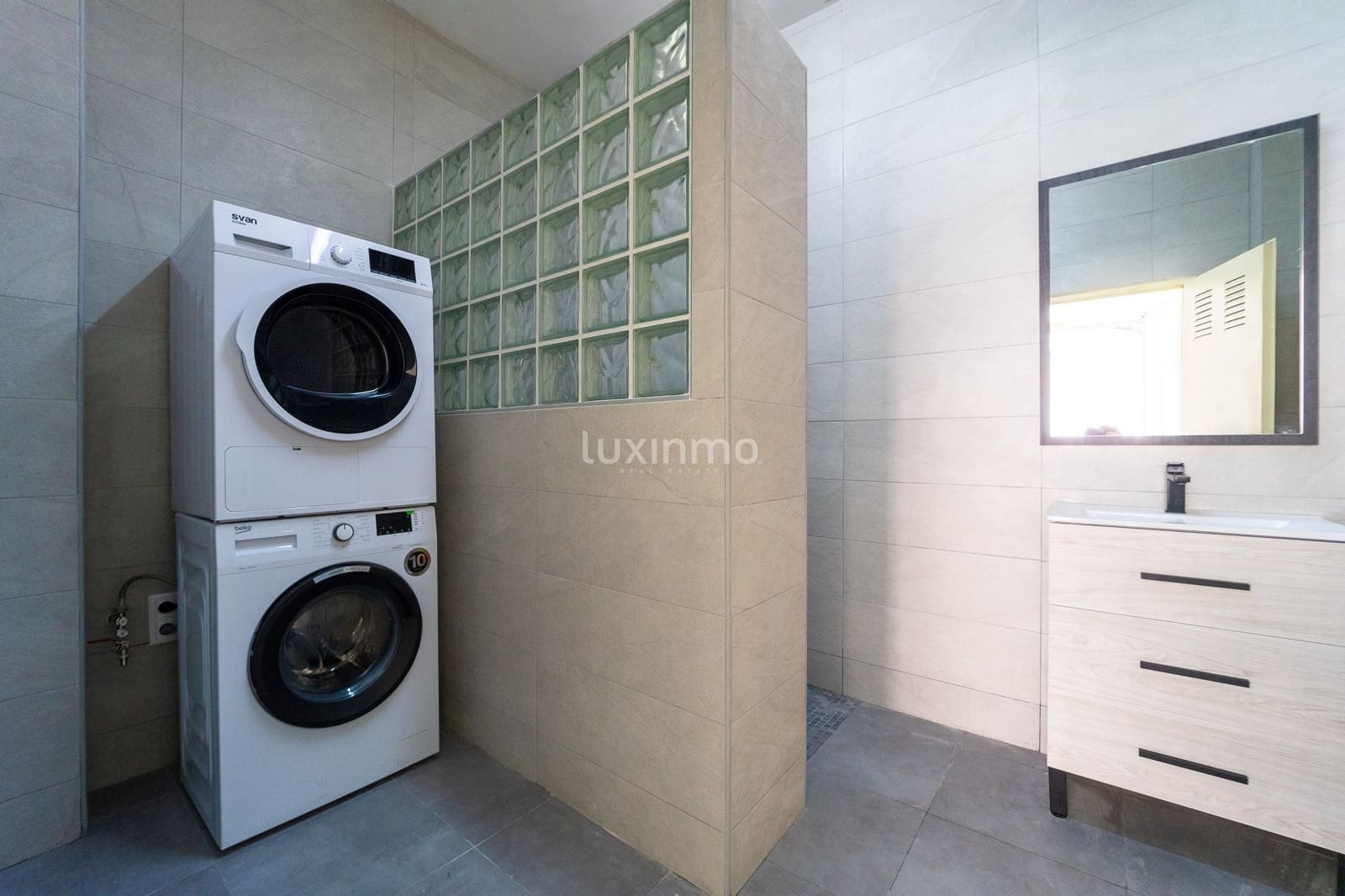 Chalet de 6 habitaciones en Calpe / Calp en venta con piscina garaje - 1.000.000 € (Ref: 10079351)