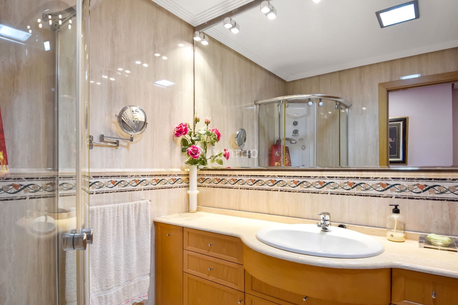 4 sypialnia Mieszkanie na sprzedaż w Benidorm z basenem garażem - 680 000 € (Ref: 10079358)