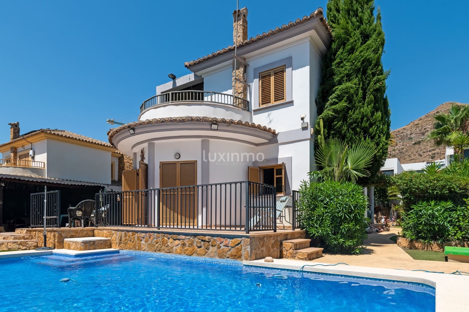 Chalet de 3 habitaciones en Finestrat en venta con piscina garaje - 715.000 € (Ref: 10079364)