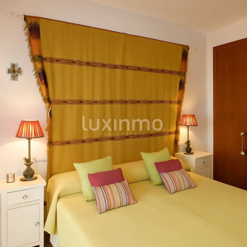 3 chambre Villa/Maison à vendre à Cala Tarida avec piscine garage - 1 290 000 € (Ref: 10079367)