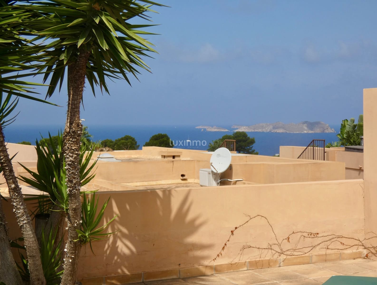 3 chambre Villa/Maison à vendre à Cala Tarida avec piscine garage - 1 290 000 € (Ref: 10079367)