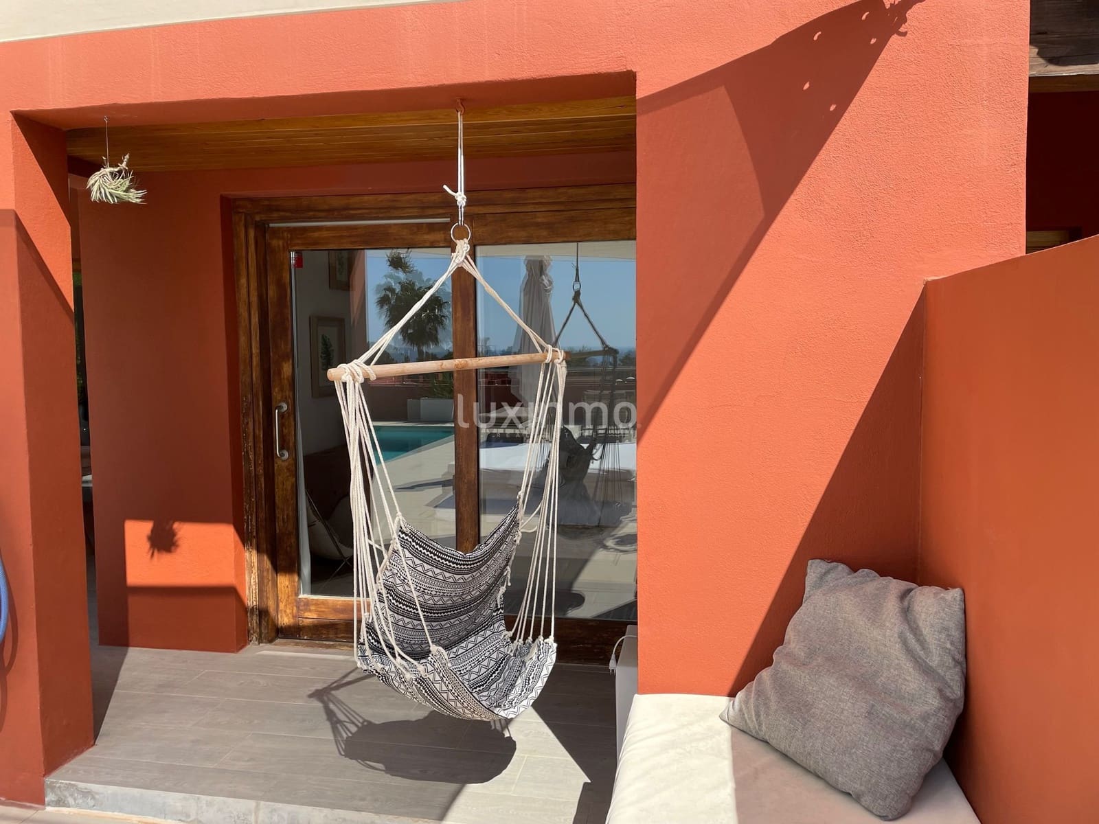 2 sypialnia Willa na sprzedaż w Cala Tarida z basenem garażem - 1 350 000 € (Ref: 10079368)