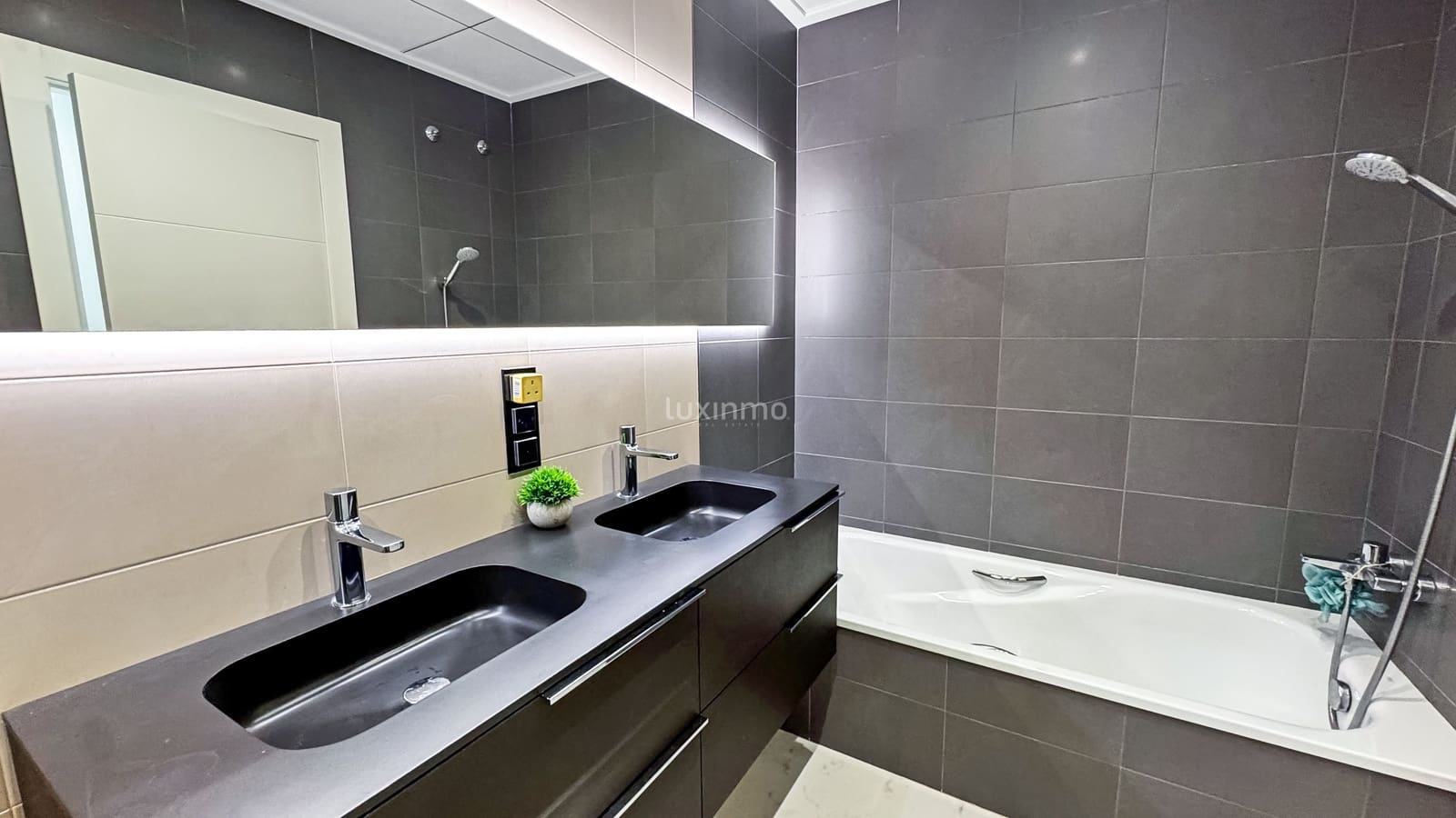 Chalet de 5 habitaciones en Finestrat en venta con piscina garaje - 1.600.000 € (Ref: 10079372)