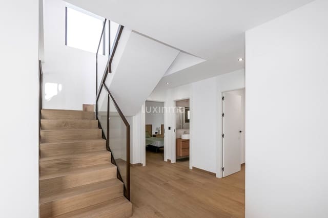 4 sypialnia Willa na sprzedaż w Finestrat z basenem garażem - 865 000 € (Ref: 10079374)
