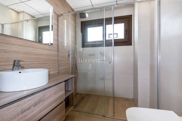 4 sypialnia Willa na sprzedaż w Finestrat z basenem garażem - 865 000 € (Ref: 10079374)