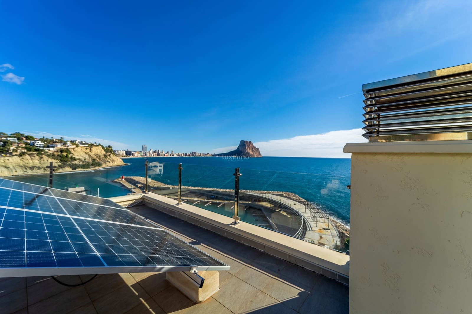 Chalet de 3 habitaciones en Calpe / Calp en venta con piscina garaje - 4.200.000 € (Ref: 10079381)