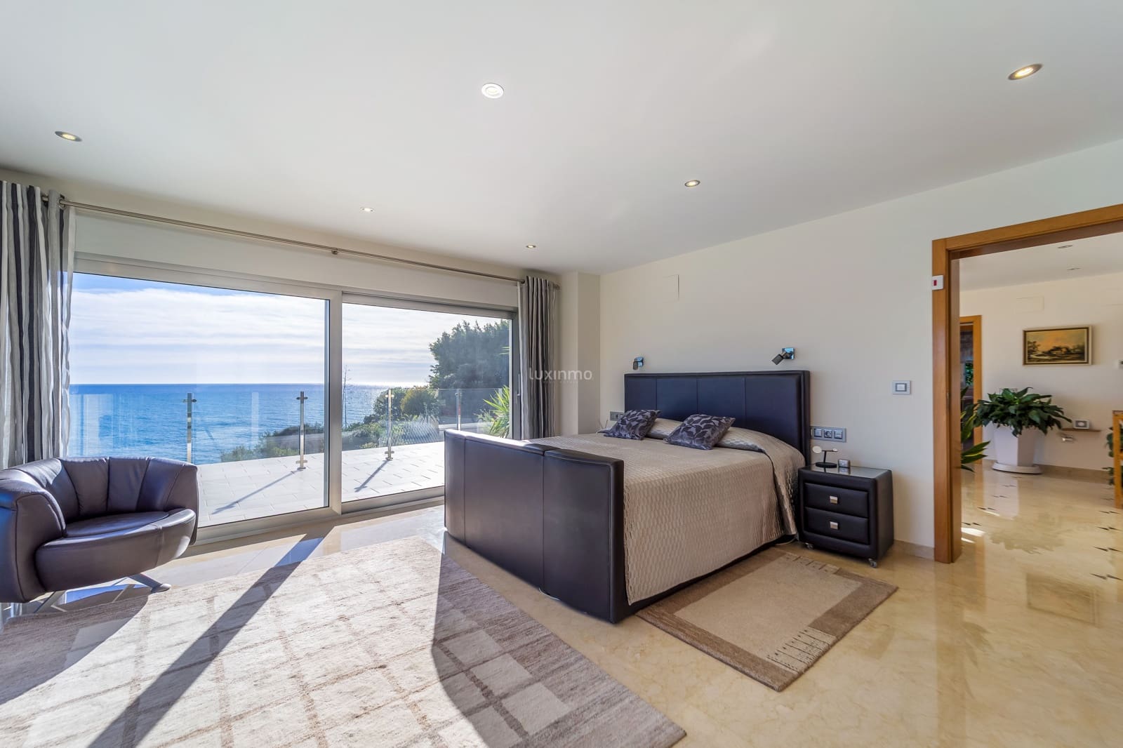 Chalet de 3 habitaciones en Calpe / Calp en venta con piscina garaje - 4.200.000 € (Ref: 10079381)
