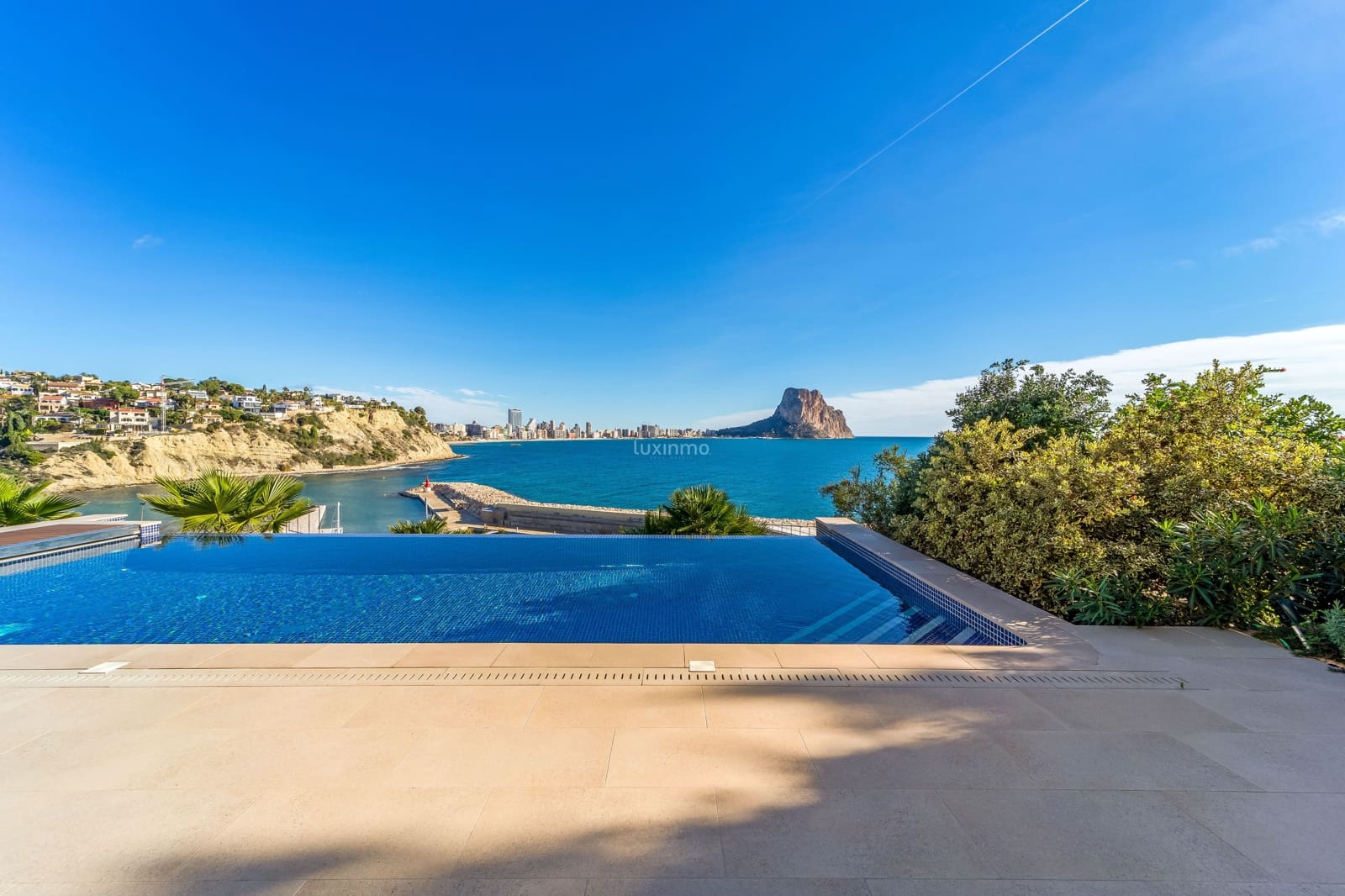 Chalet de 3 habitaciones en Calpe / Calp en venta con piscina garaje - 4.200.000 € (Ref: 10079381)