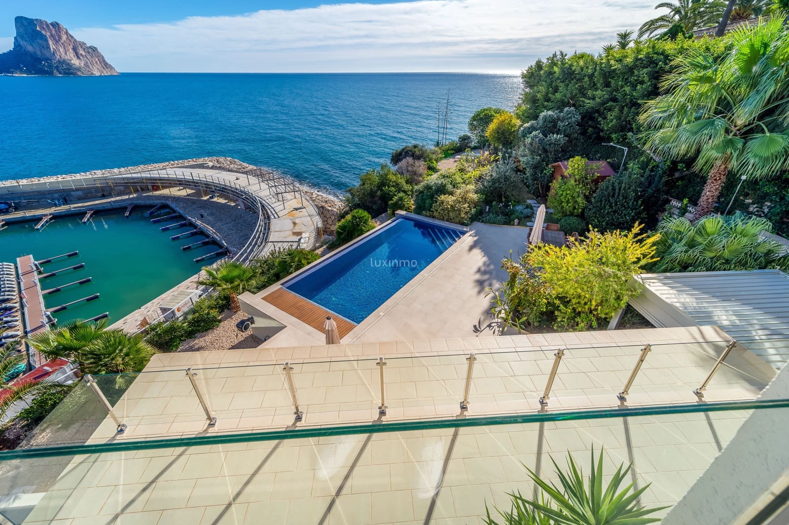 Chalet de 3 habitaciones en Calpe / Calp en venta con piscina garaje - 4.200.000 € (Ref: 10079381)
