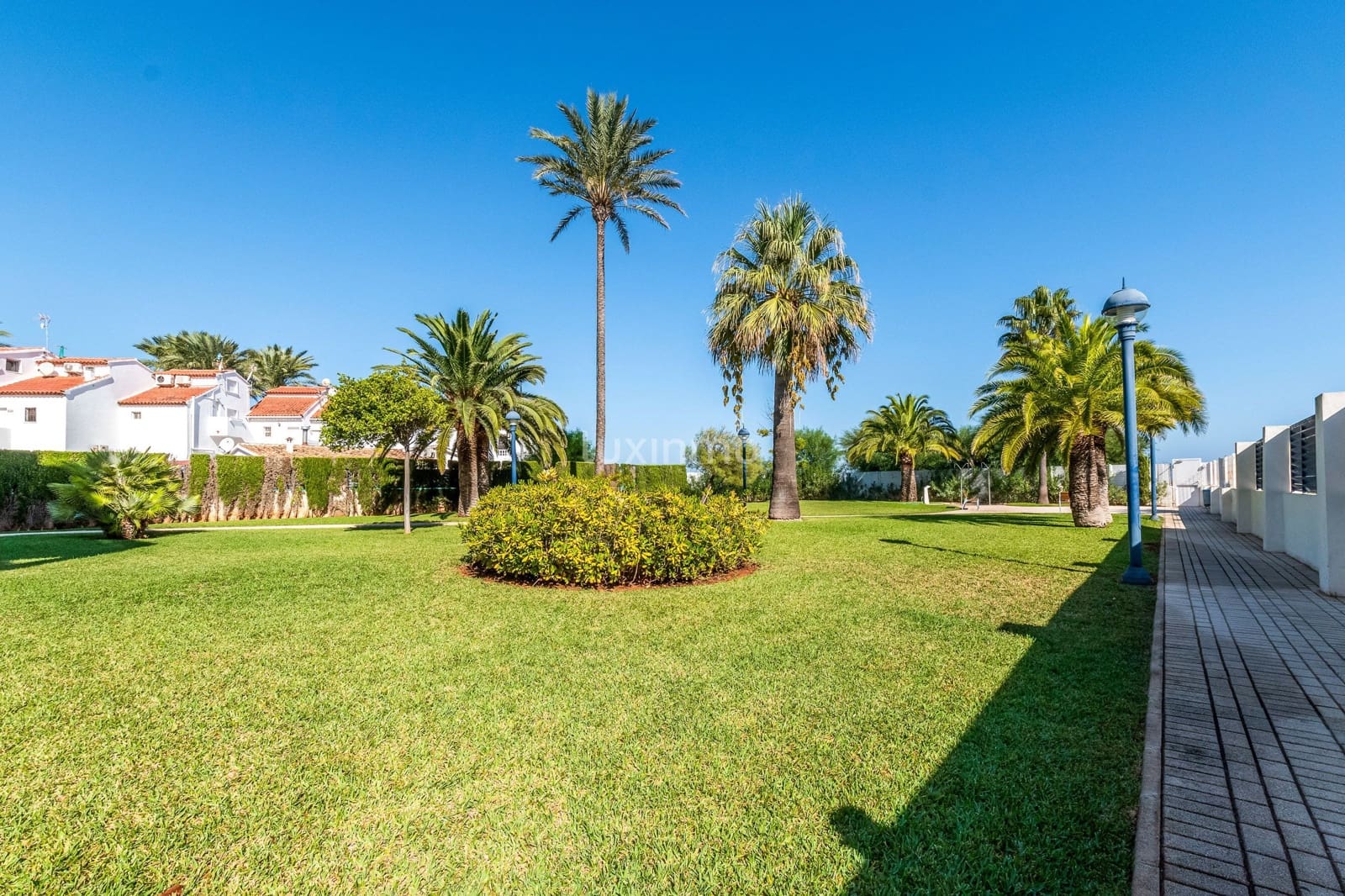 3 sypialnia Mieszkanie na sprzedaż w Denia z basenem garażem - 495 000 € (Ref: 10079385)