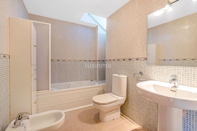 3 soverom Leilighet til salgs i Dénia med svømmebasseng garasje - € 495 000 (Ref: 10079385)