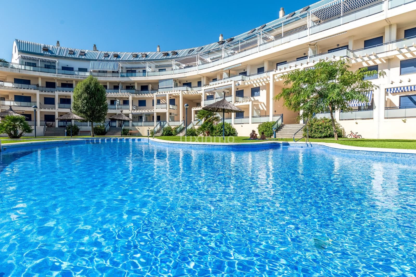 3 sypialnia Mieszkanie na sprzedaż w Denia z basenem garażem - 495 000 € (Ref: 10079385)