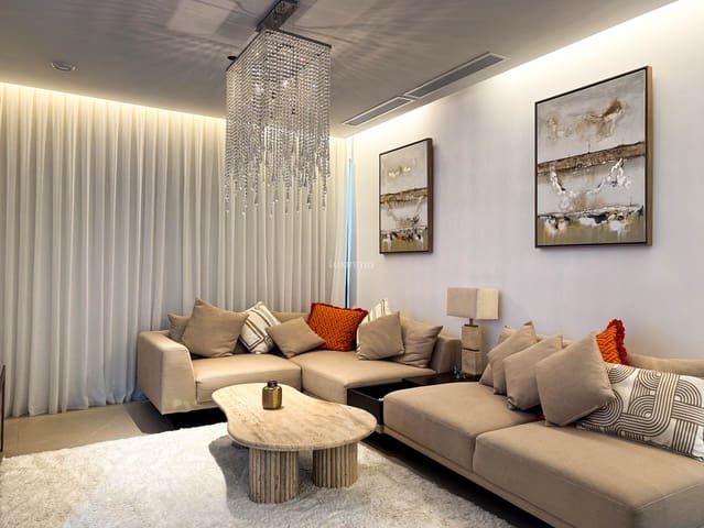 Chalet de 5 habitaciones en Benidorm en alquiler con piscina garaje - 4.995 € (Ref: 10079386)