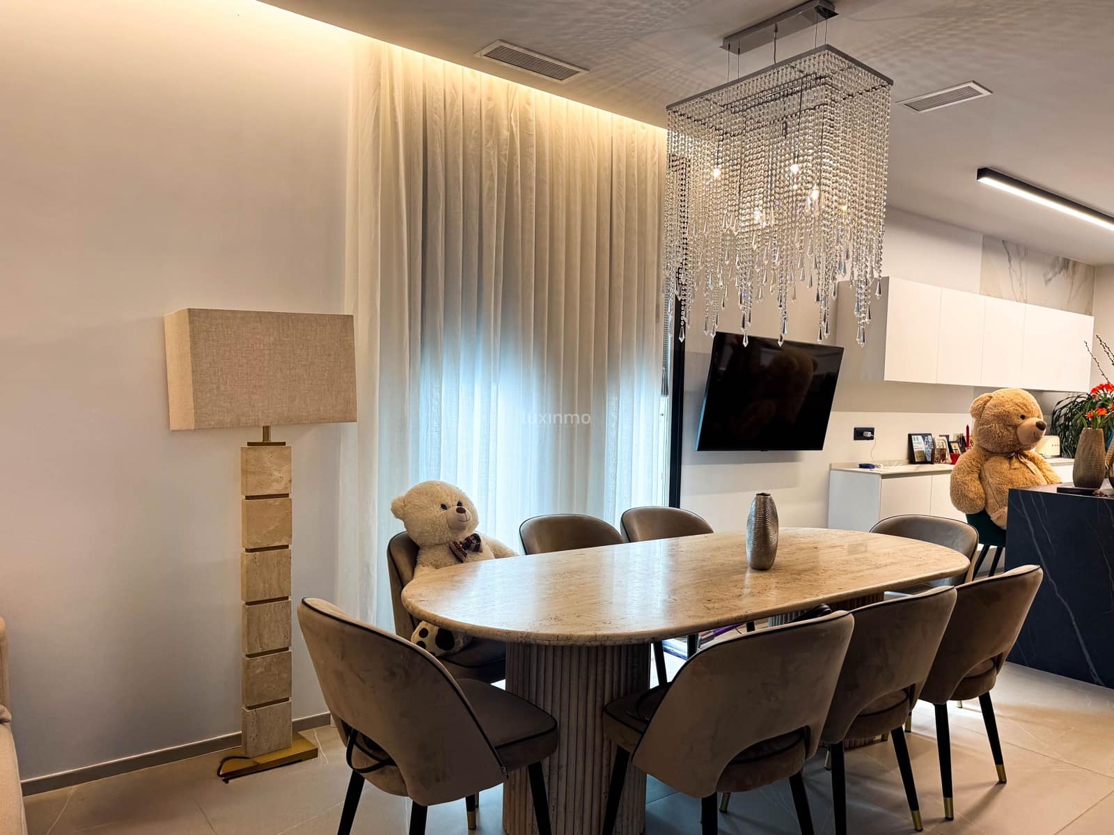 Chalet de 5 habitaciones en Benidorm en alquiler con piscina garaje - 4.995 € (Ref: 10079386)