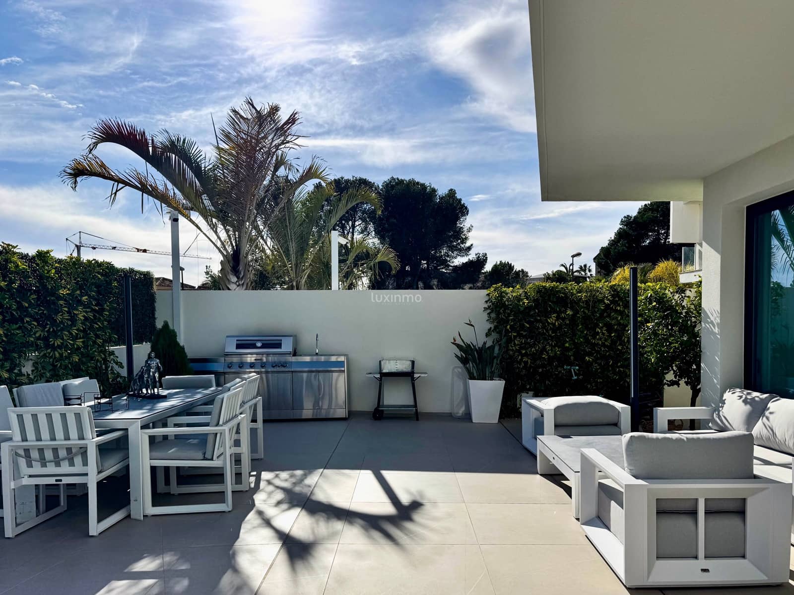 Chalet de 5 habitaciones en Benidorm en alquiler con piscina garaje - 4.995 € (Ref: 10079386)