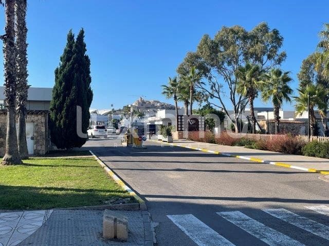 1 bedroom Apartment for sale in Ibiza / Eivissa town with pool - € 550,000 (Ref: 10079387)