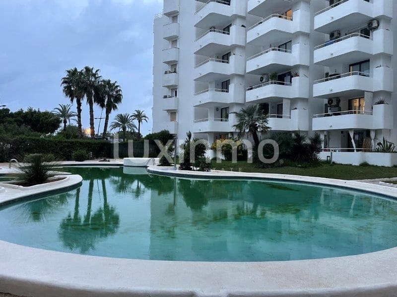 1 bedroom Apartment for sale in Ibiza / Eivissa town with pool - € 550,000 (Ref: 10079387)