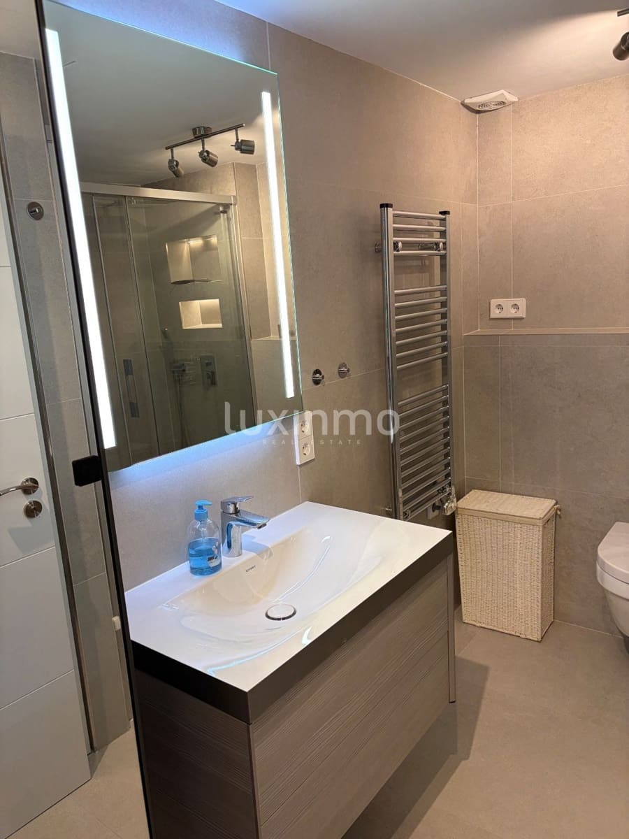 1 bedroom Apartment for sale in Ibiza / Eivissa town with pool - € 550,000 (Ref: 10079387)