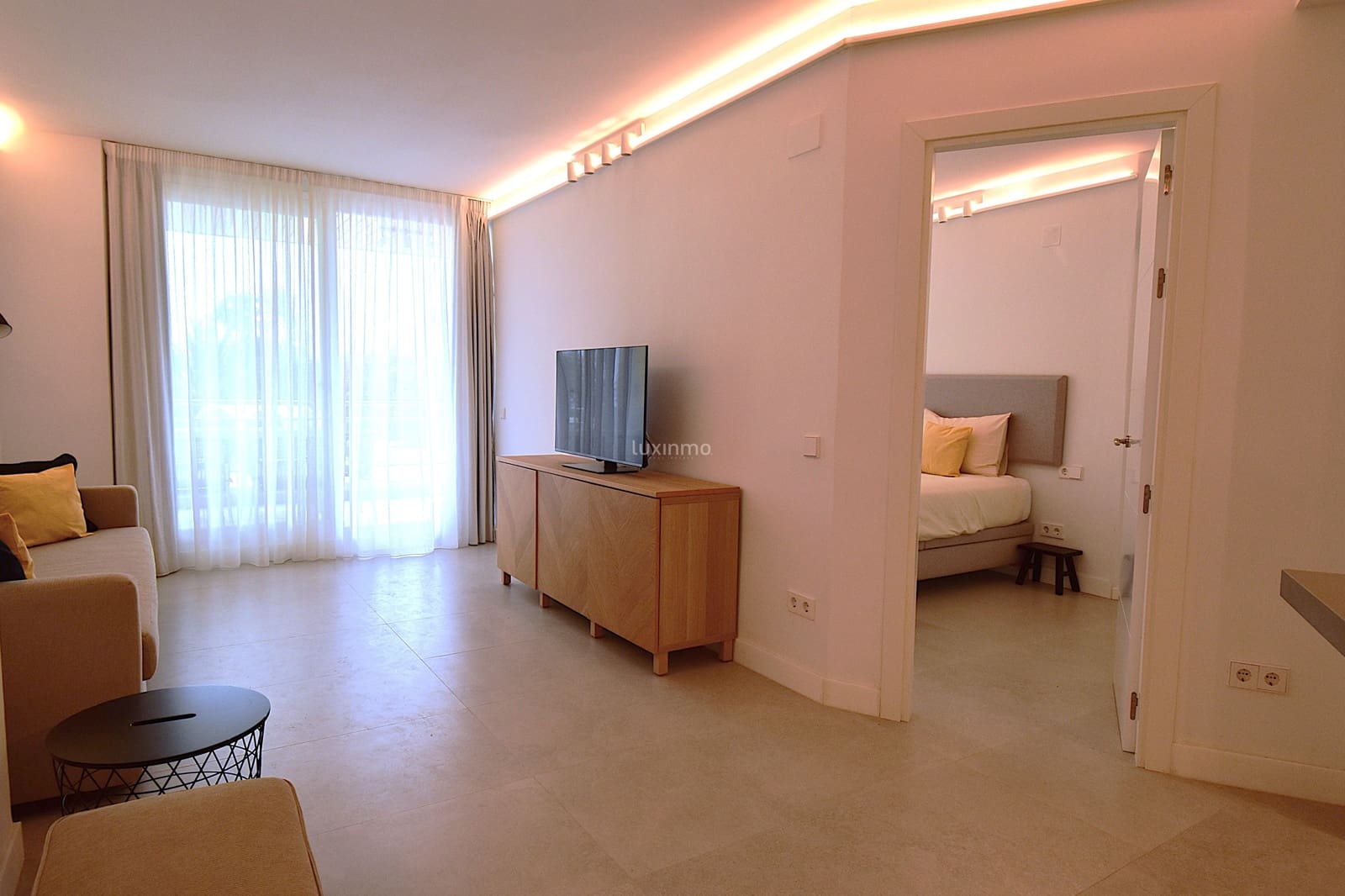 1 bedroom Apartment for sale in Ibiza / Eivissa town with pool - € 550,000 (Ref: 10079387)