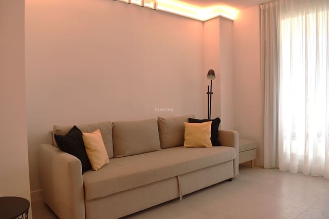 1 bedroom Apartment for sale in Ibiza / Eivissa town with pool - € 550,000 (Ref: 10079387)