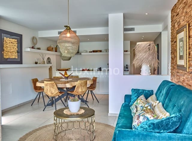 2 quarto Apartamento para venda em Cala Vadella, San Jose / Sant Josep de Sa Talaia com piscina garagem - 775 000 € (Ref: 10079388)