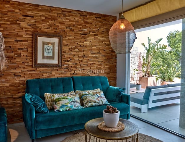 2 quarto Apartamento para venda em Cala Vadella, San Jose / Sant Josep de Sa Talaia com piscina garagem - 775 000 € (Ref: 10079388)
