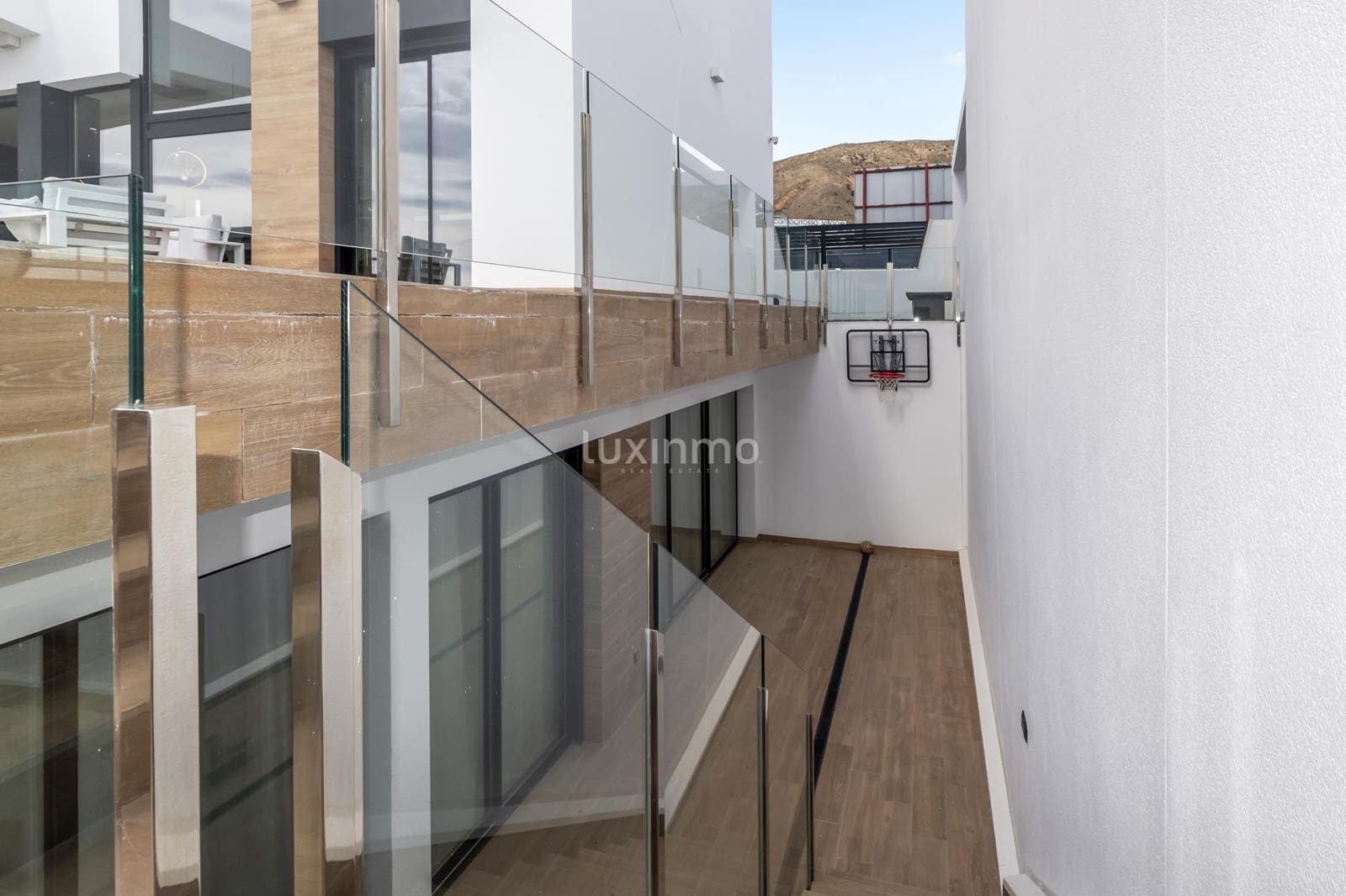 Chalet de 4 habitaciones en Finestrat en venta con piscina garaje - 1.550.000 € (Ref: 10079391)